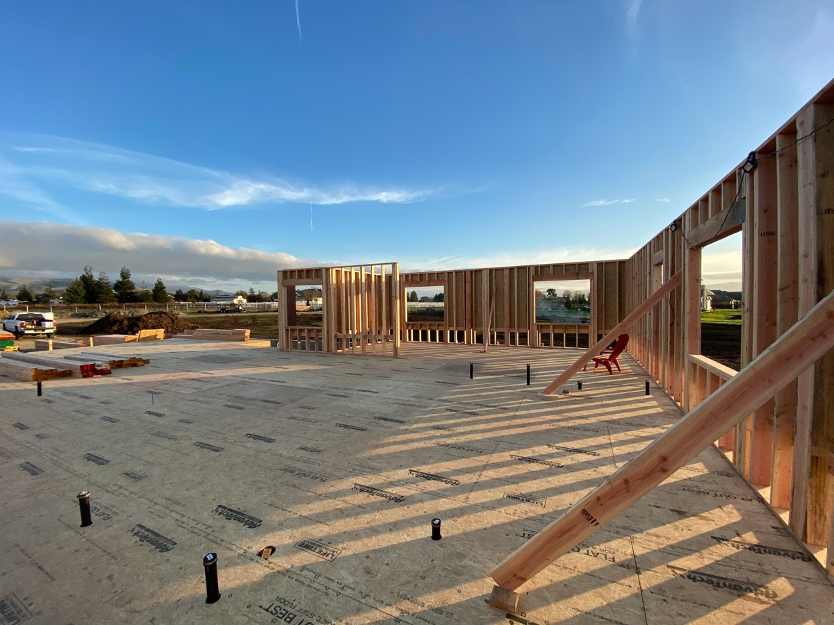 Home building and framing in Hollister by D One Builders